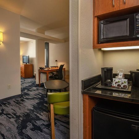 Fairfield Inn And Suites By Marriott Harrisonburg Exterior foto
